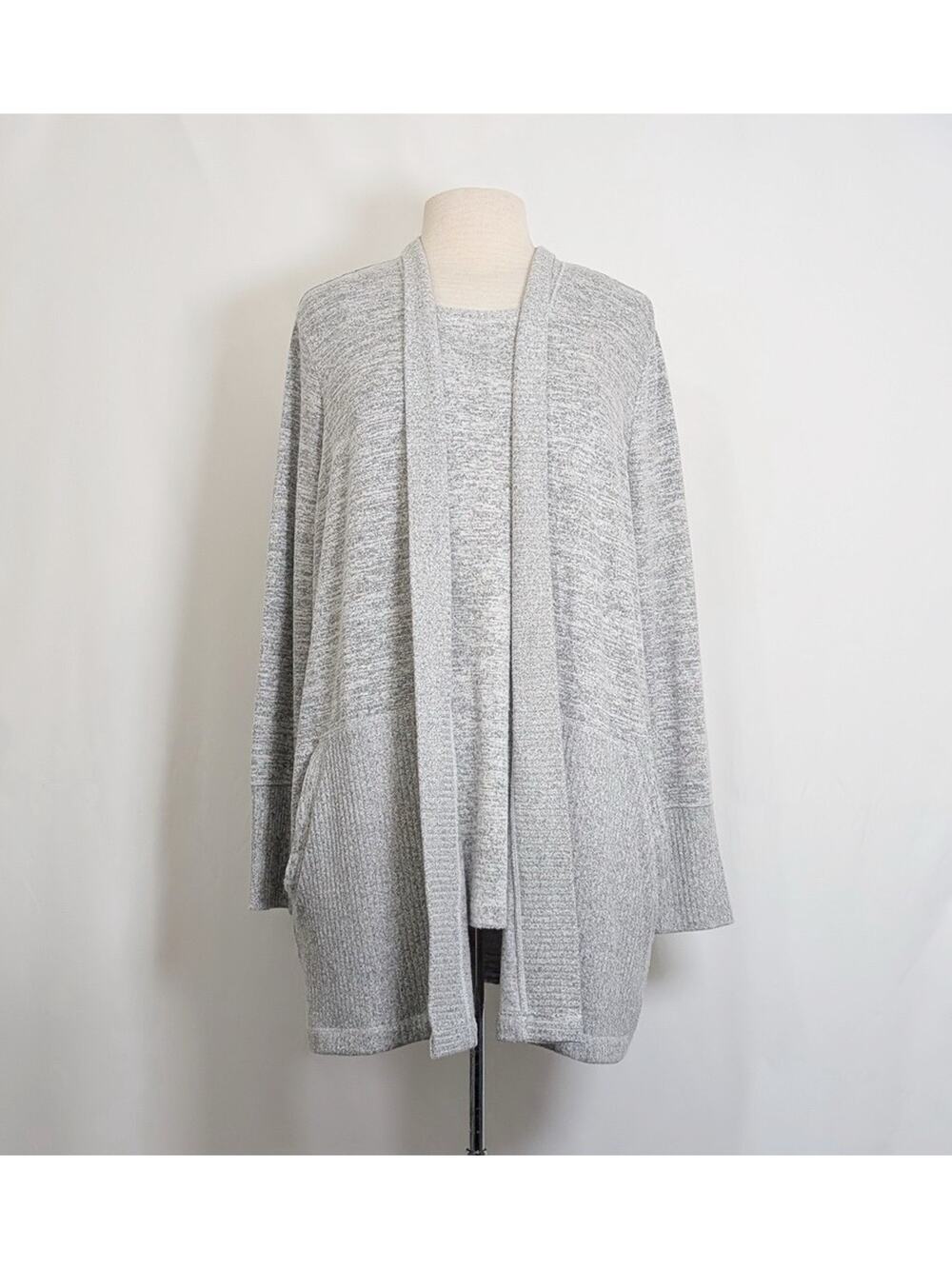 Chico's Zenergy Sweater Twinset Heathered Gray Cardigan Women's Size 1 2 S M